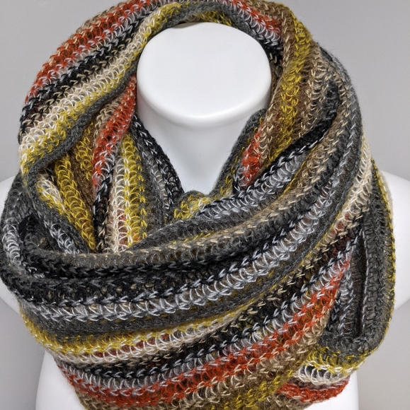Echo Accessories - NWOT Echo Beautiful Infinity Scarf